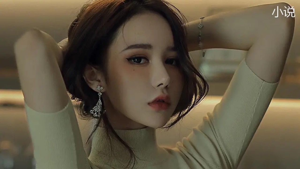 女排低调解散!龚翔宇满满2大箱子行李,袁心玥时髦打扮心情不错